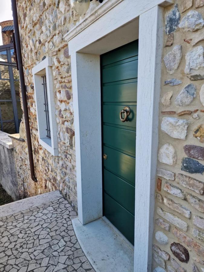 Thomas' Castle Daire Pozzolengo Dış mekan fotoğraf