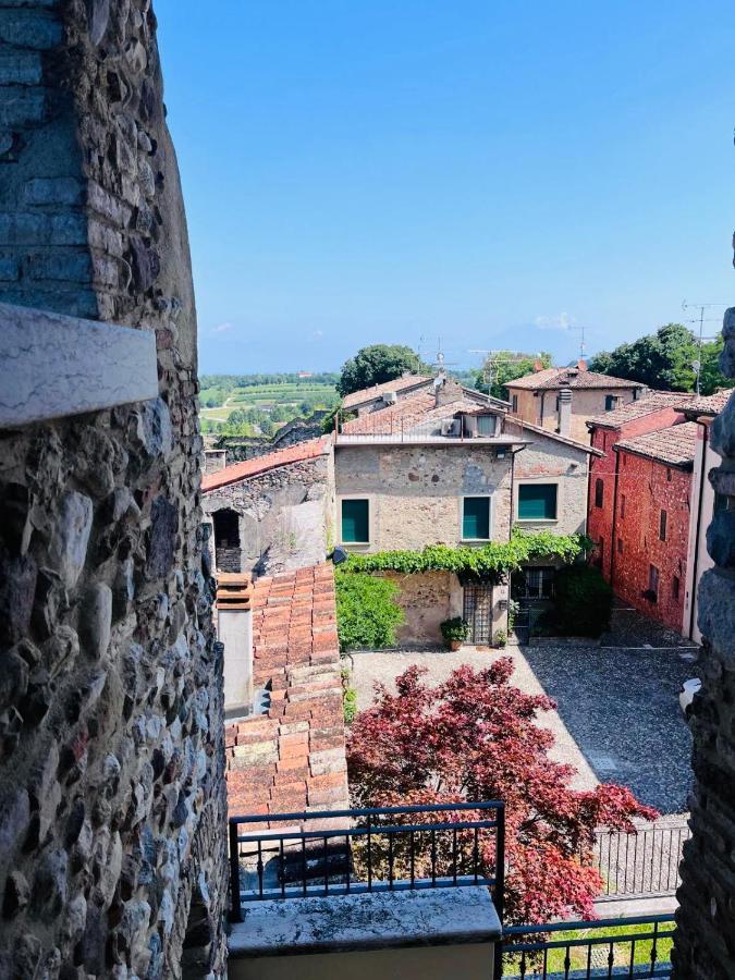 Thomas' Castle Daire Pozzolengo Dış mekan fotoğraf